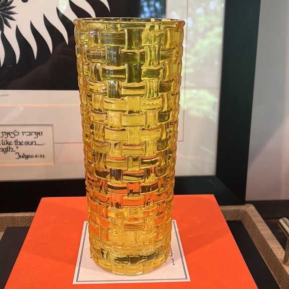 Basket weave glass vase - Picture 2 of 4